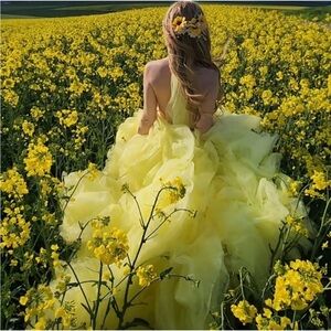 Milla MillaNova Yellow Ruffles gown xxs